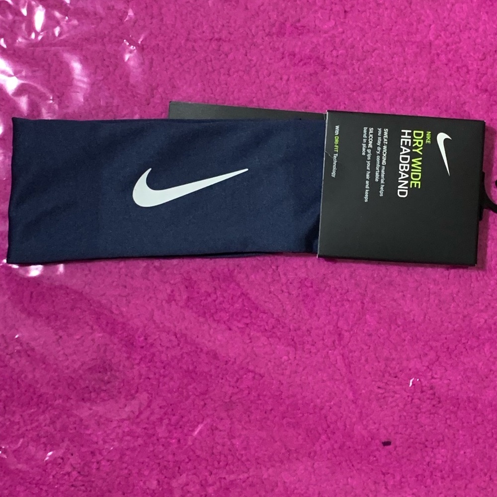 Nike headband